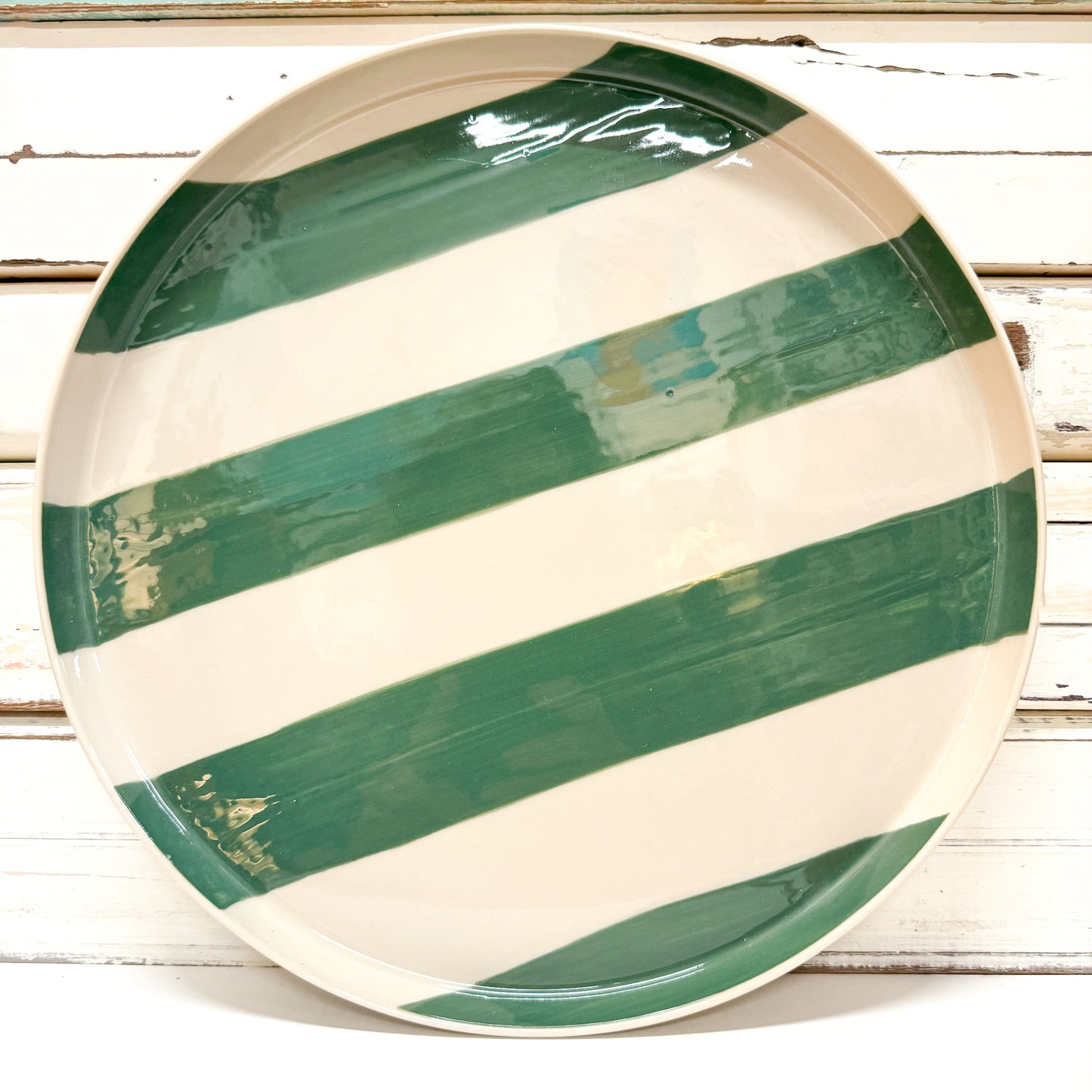 JONES AND CO CERAMIC ROUND PLATTER WITH DIAGONAL GREEN STRIPES