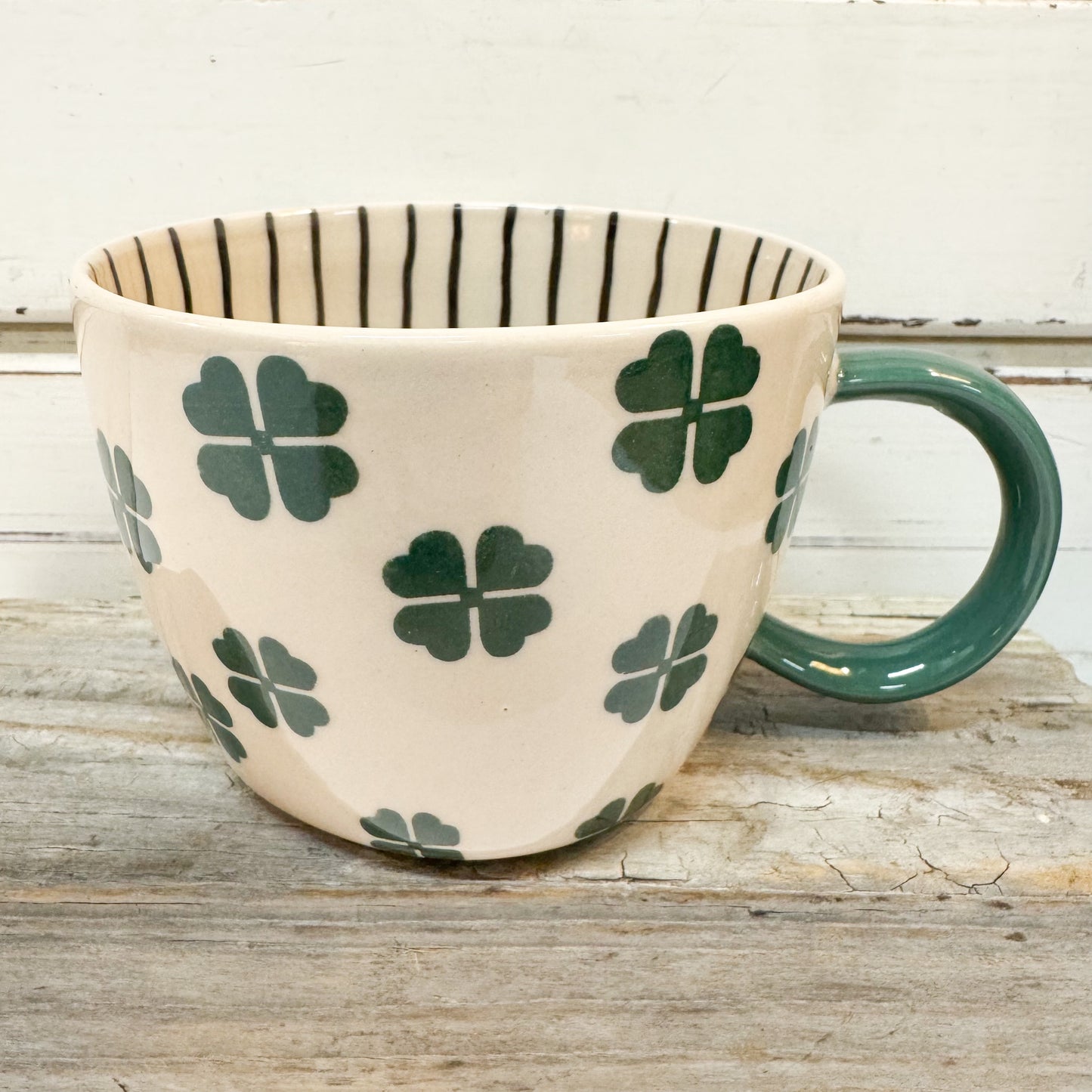 Ceramic mug with green clover patterns Jones & Co - Chino Mug - Lucky Me