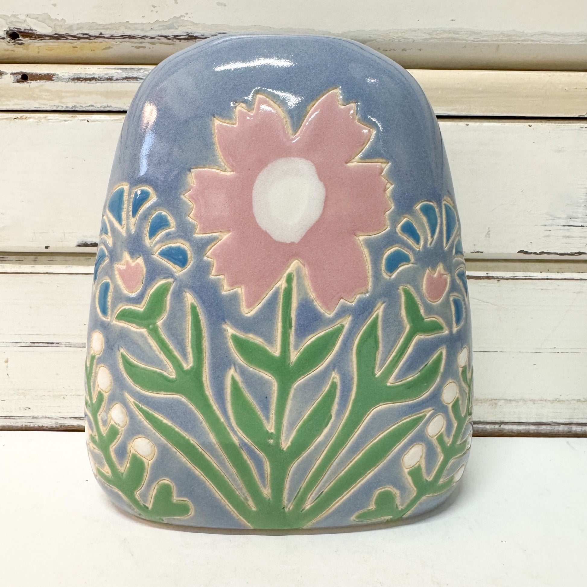 Jones & Co Pollen Bouquet Short Vase - rounded square ceramic vase light blue with pink flower