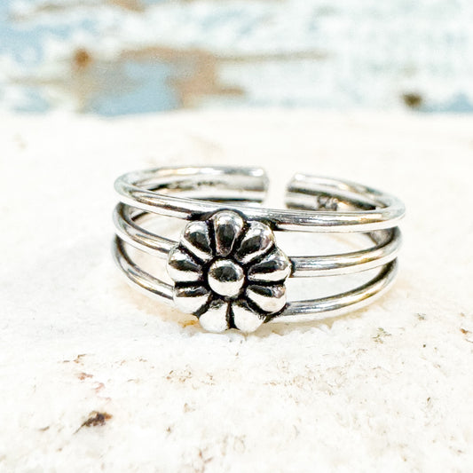 The Brightside Store - Triple Band Daisy Toe Ring