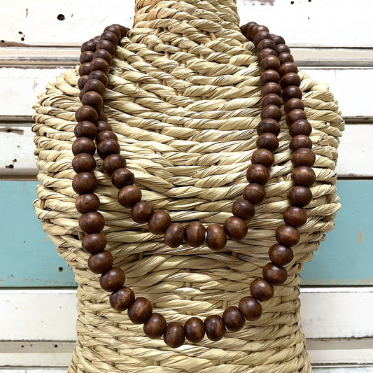 Coconuts Necklace ~ Malteser