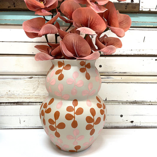 JONES AND CO CERAMIC LARGE VASE WITH PINK AND BROWN CLOVER LEAF PATTERN
