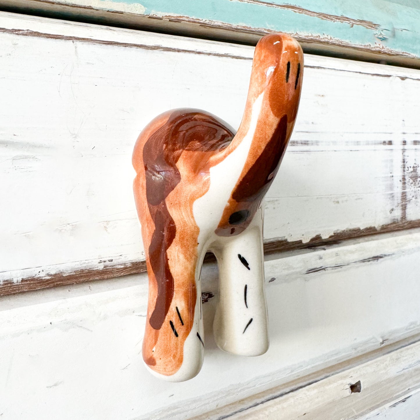 Decorative ceramic Brown Dog Tail Hook