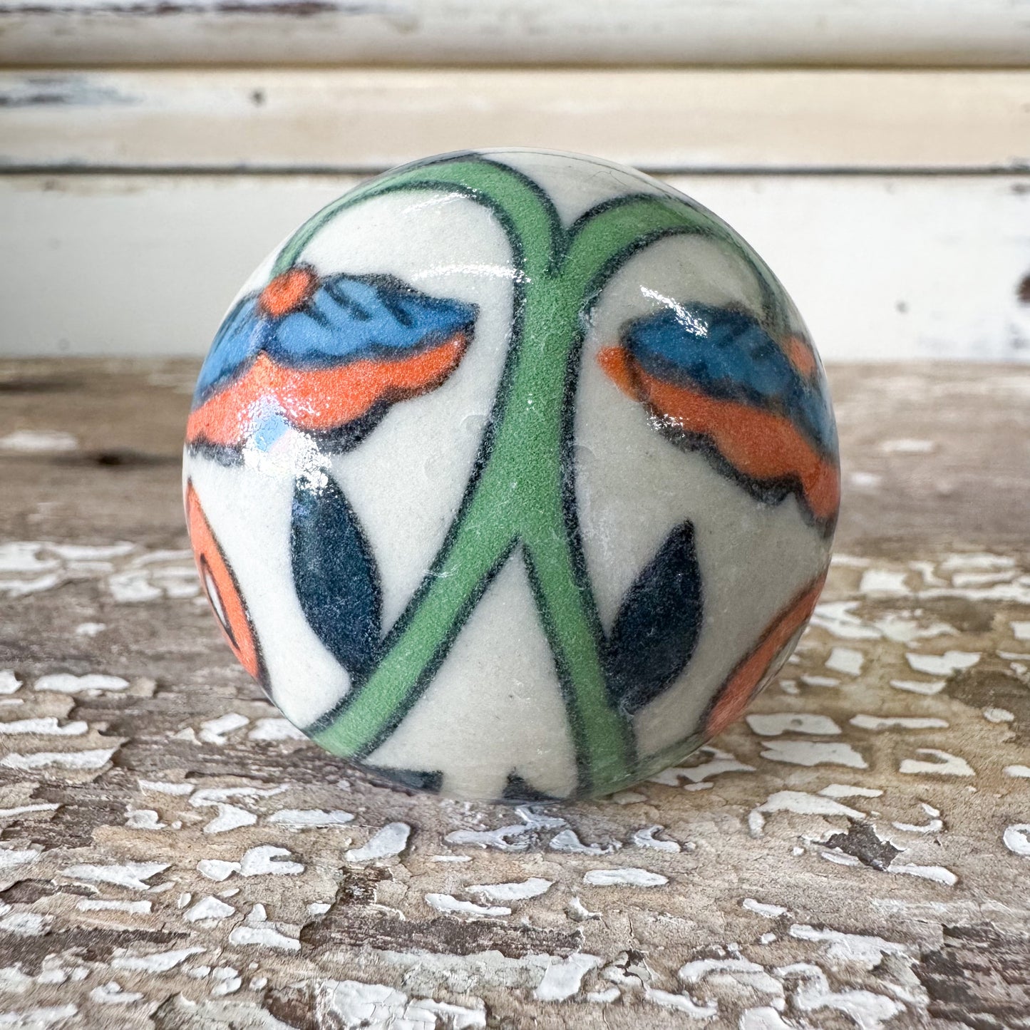 Decorative ceramic Doorknob with floral design 