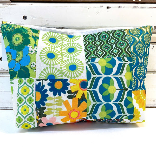 Canvas Make Up Bag - 70's Green