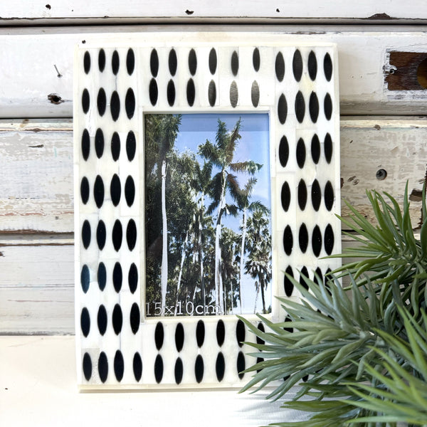 Black & White Inlay Photoframe - Large