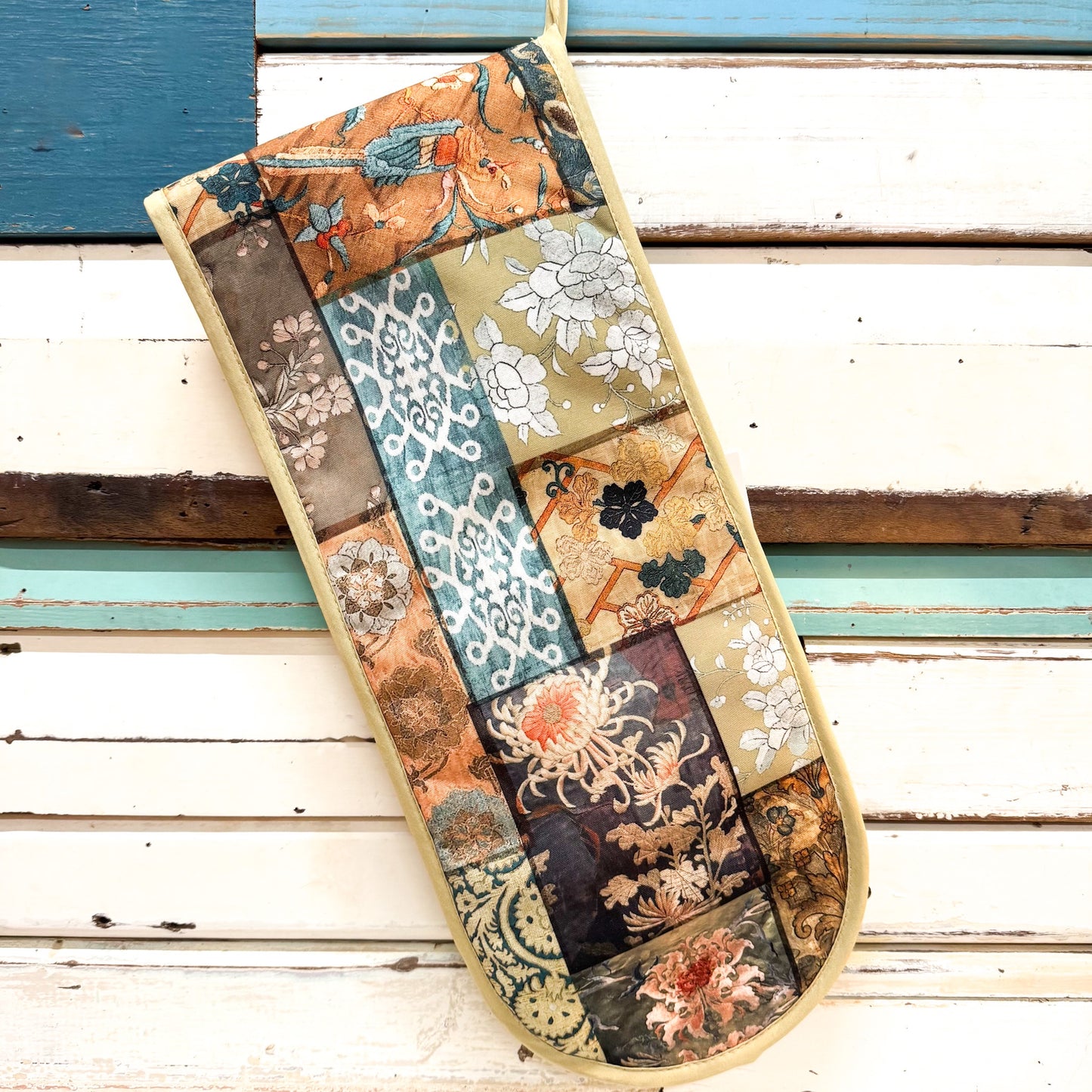 Double Oven Mit - Faded Grandeur