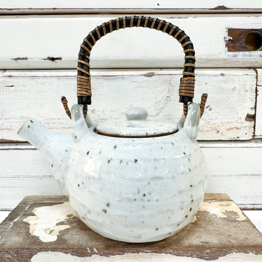 Sejikobiki Tea Pot