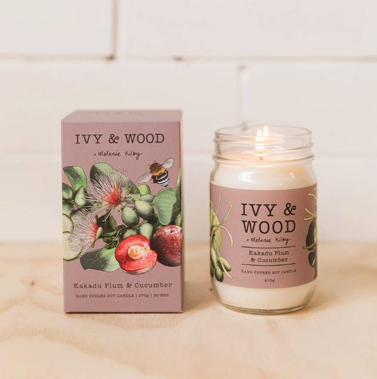 IVY AND WOOD Kakadu Plum & Cucumber Candle
