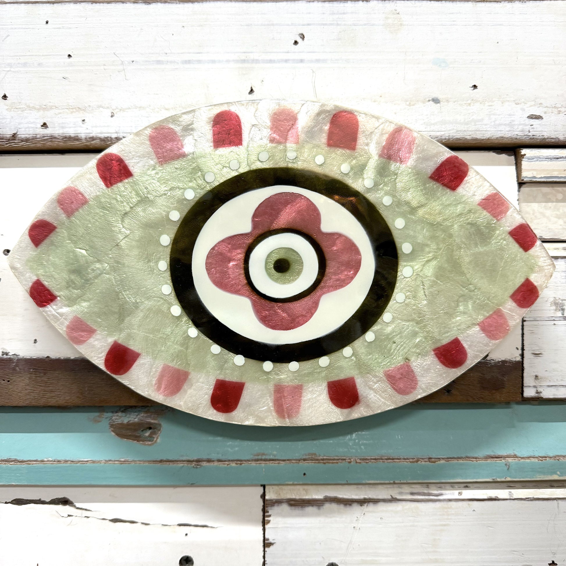 JONES AND CO GREEN EVIL EYE CAPIZ SHELL ART