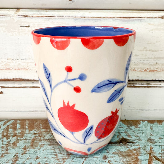 Ceramic cup with red and blue floral patterns Jones & Co - Granada Cup - Vine
