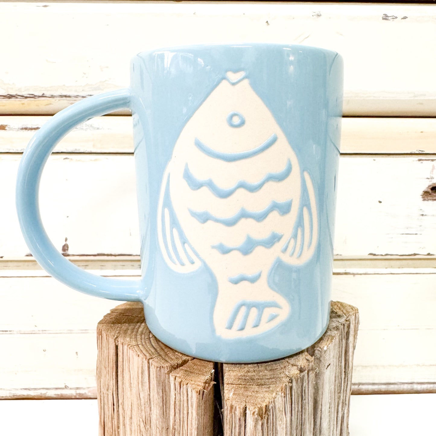Light blue mug with fish design Jones & Co - Sunroom Mug - Fish