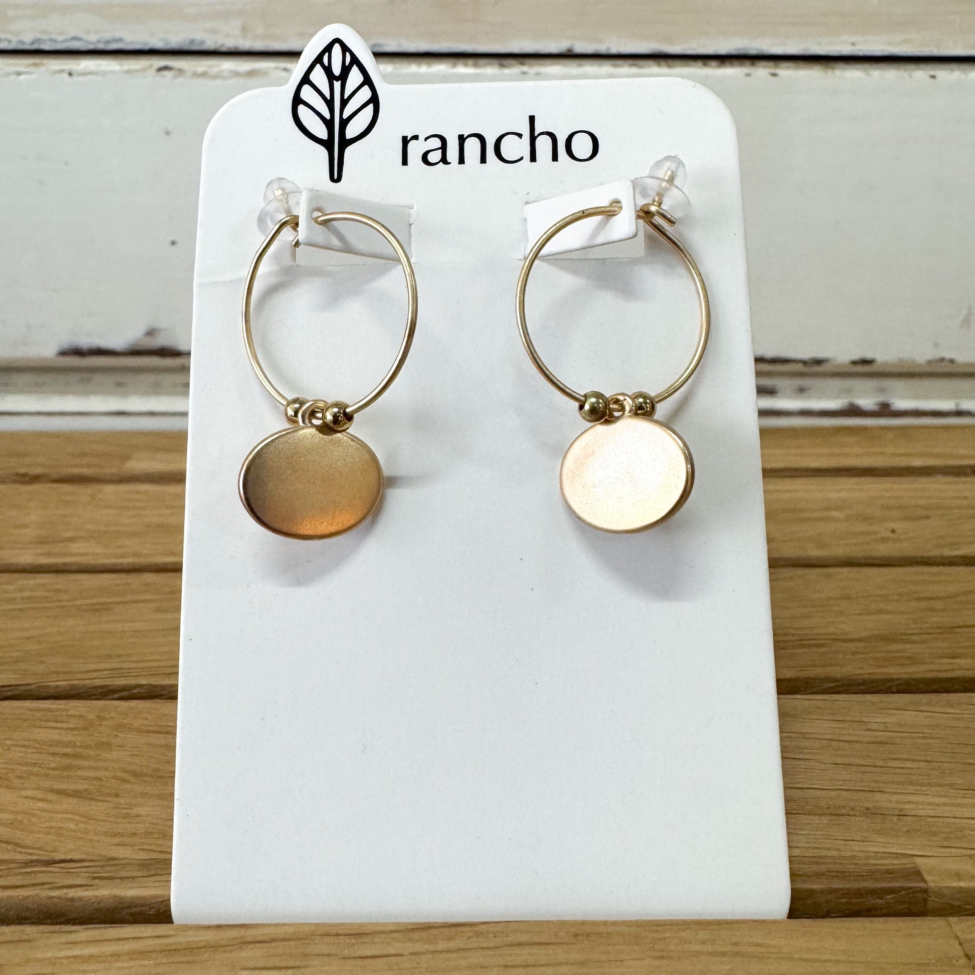 Rancho Designs - Gold Oval Hoop Earrings