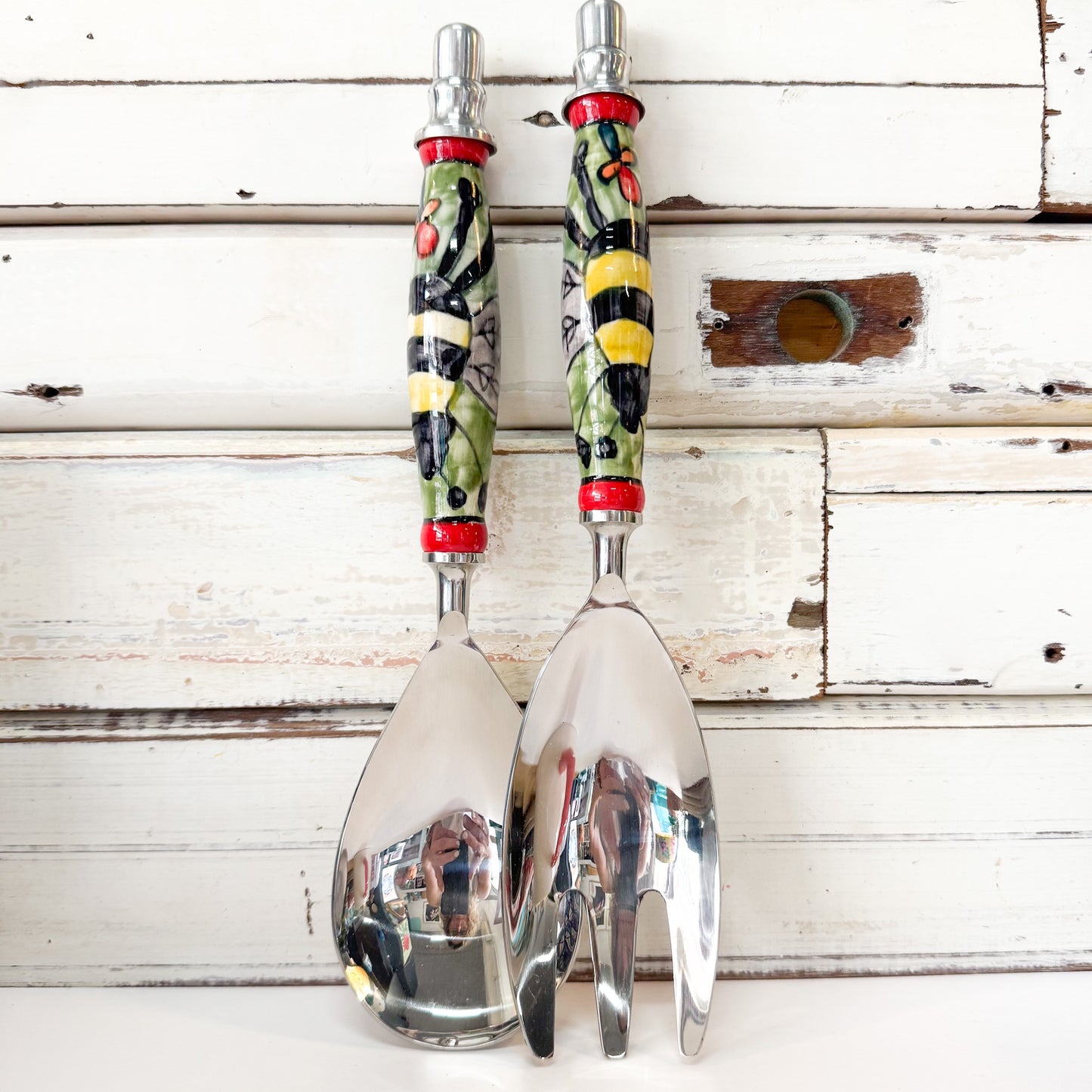 Status Collections - Bees Salad Servers