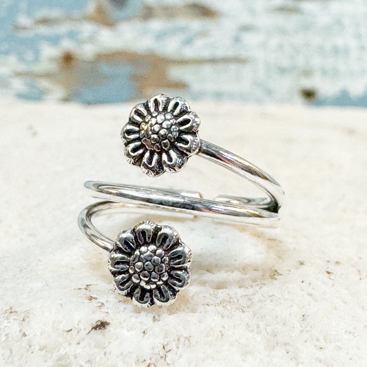 The Brightside Store - Double Sunflower Toe Ring - Silver floral wrap-around toe ring 
